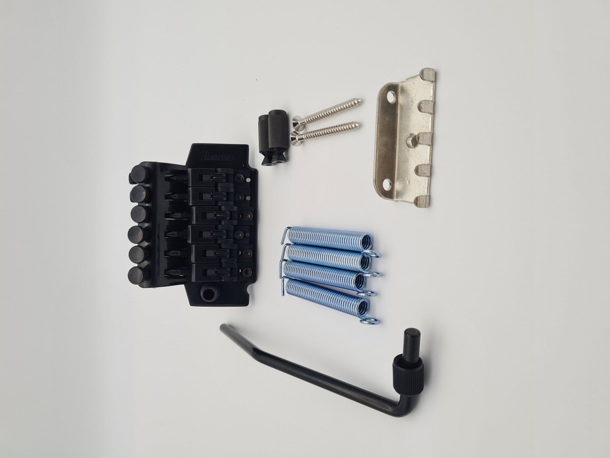 IBANEZ Tremolo STD-DL - schwarz (2TR1MAA001)