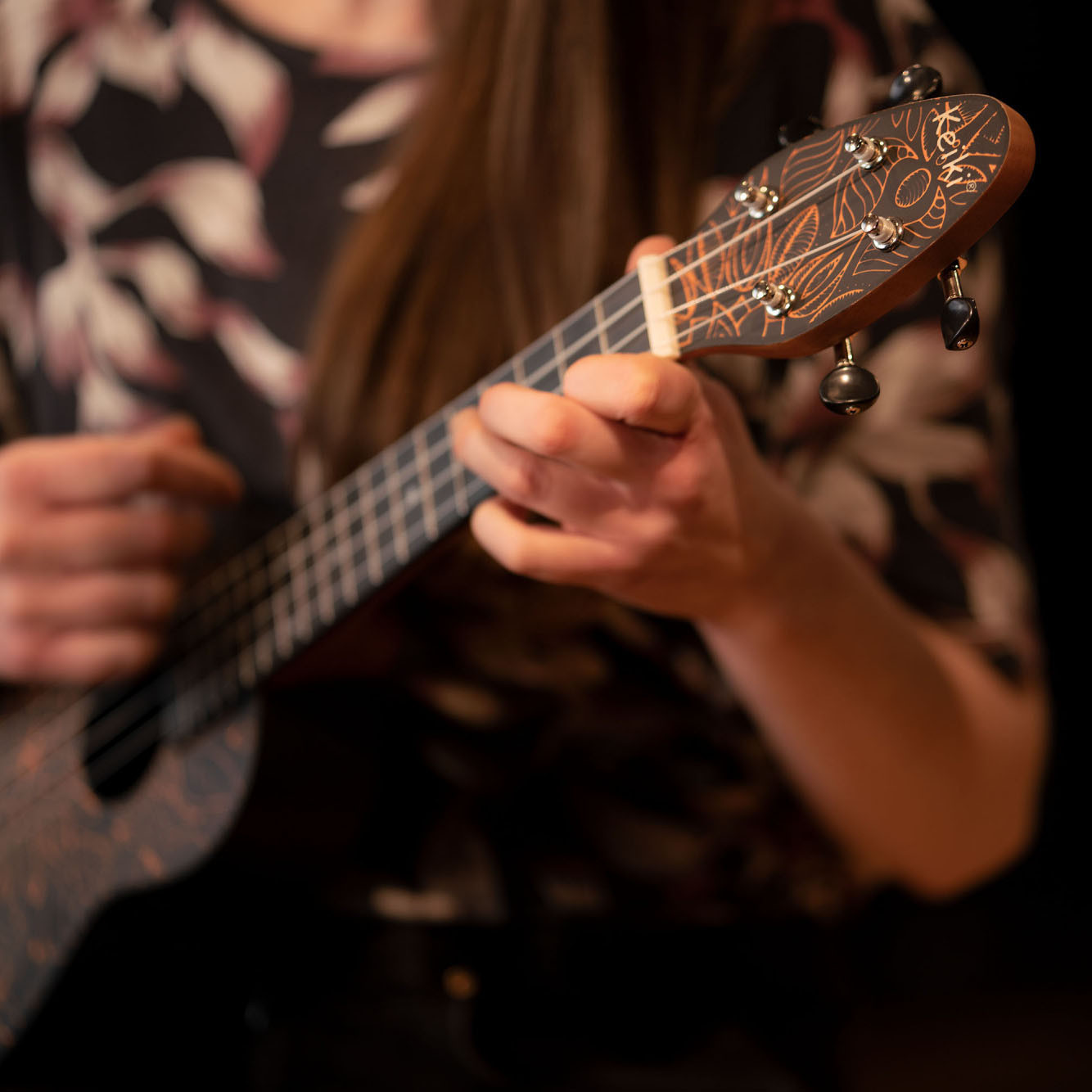 KEIKI K2 Serie Superscale Sopran Ukulele Set - Agathis / Orange Kaleidoscope (K2SS-OKC)