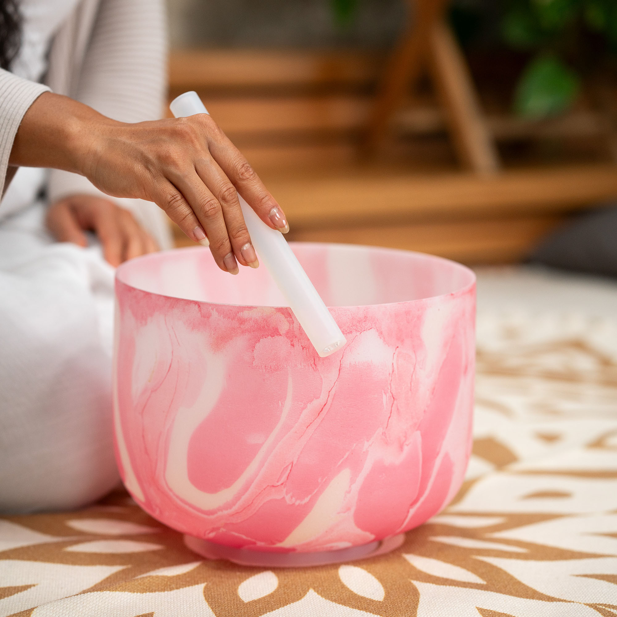 Meinl Sonic Energy 10" Marble Crystal Singing Bowl C4, Red, 432 Hz, Root Chakra (MCSB10C)