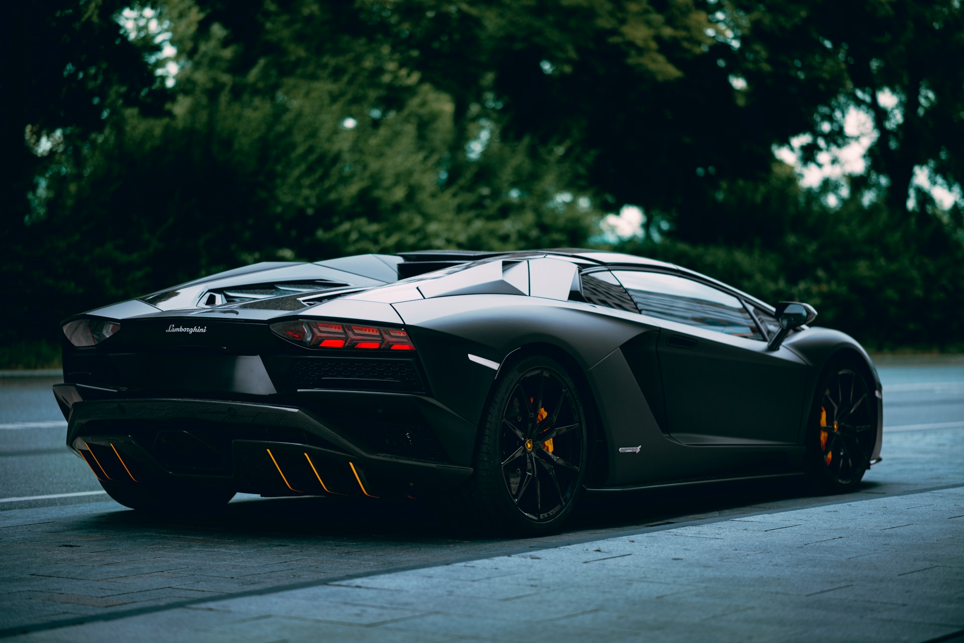 Lamborghini Advances Hybrid Technology With Revuelto