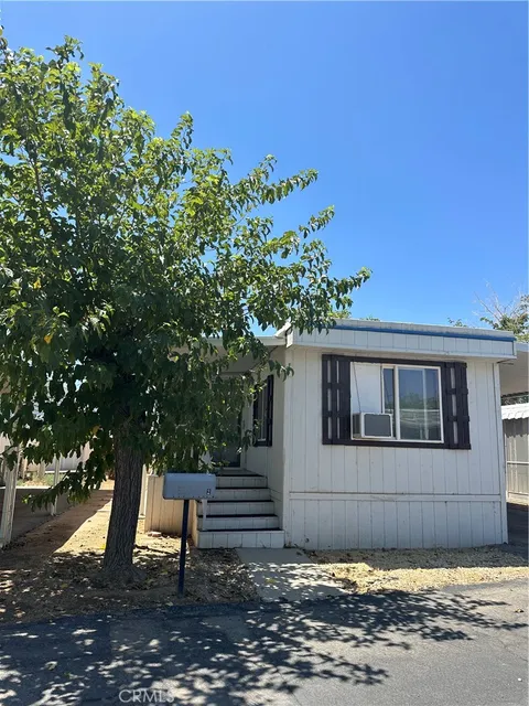 23456 Ottawa Rd Unit 2, Apple Valley, CA 92308