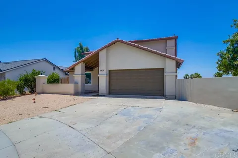 9409 Avenida Acero, Spring Valley, CA 91977