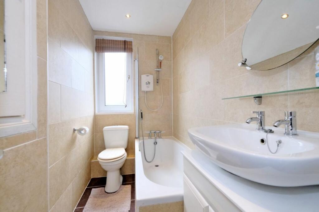 Additional image 8 of Attic Left, 12 Rosebank Place, Aberdeen, Aberdeenshire, AB11 6XP