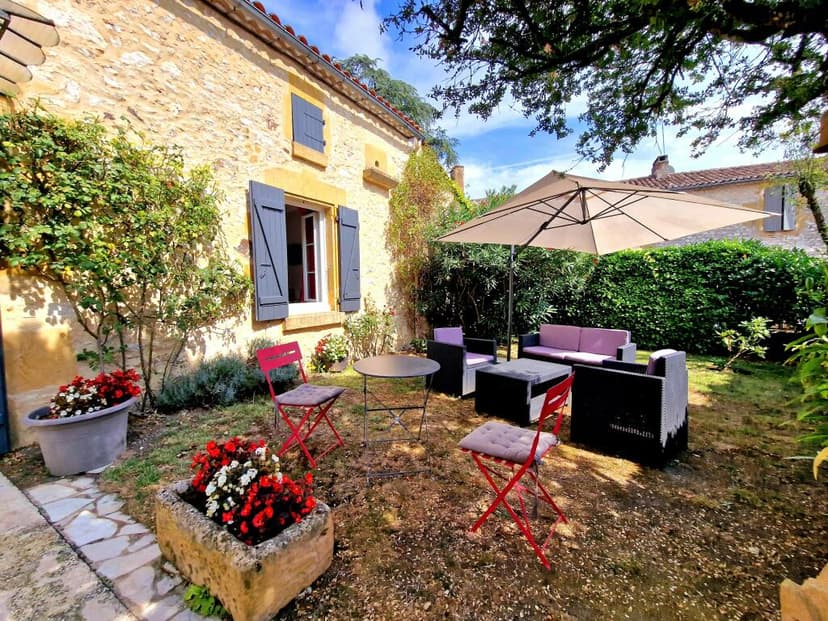 Additional image 2 of Aquitaine, Dordogne, Monpazier, France