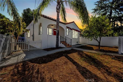 10648 Pinewood Avenue, Tujunga, CA 91042