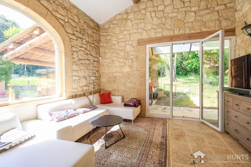 Additional image 2 of Provence-Alps-Cote d`Azur, Bouches-du-Rhône, Aix-en-Provence, France