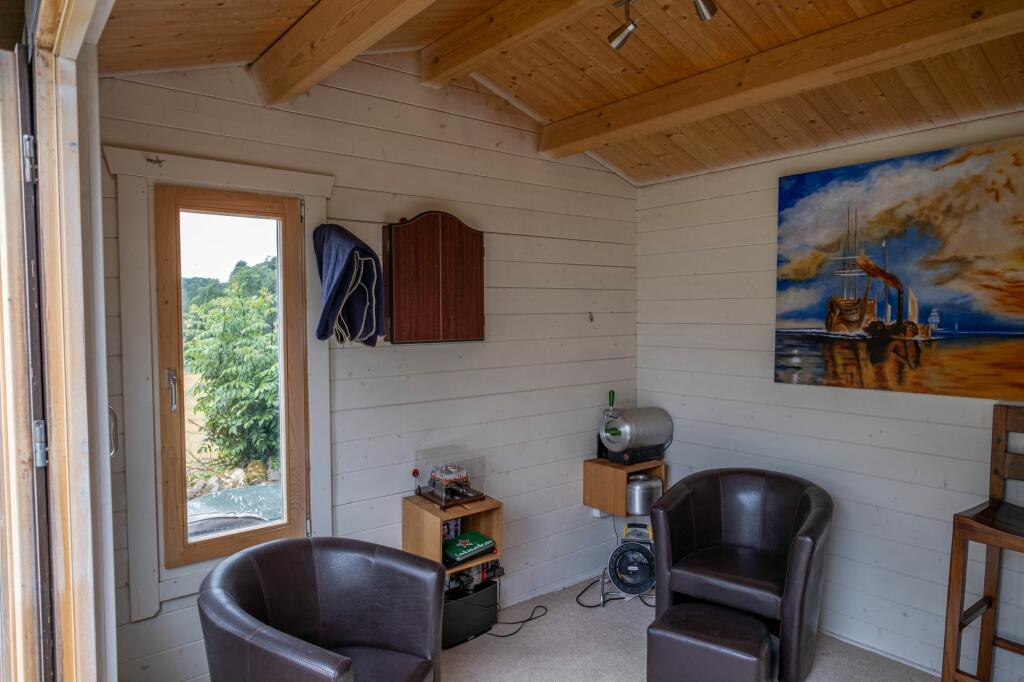 Additional image 44 of Hillhead Road, Bieldside, AB15