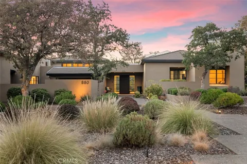 880 Whispering Winds Lane, Chico, CA 95928