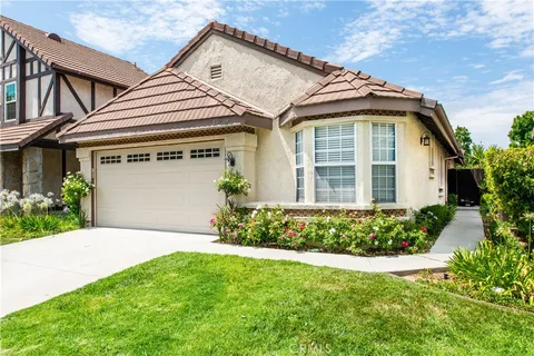 19739 Collins Road, Canyon Country, CA 91351