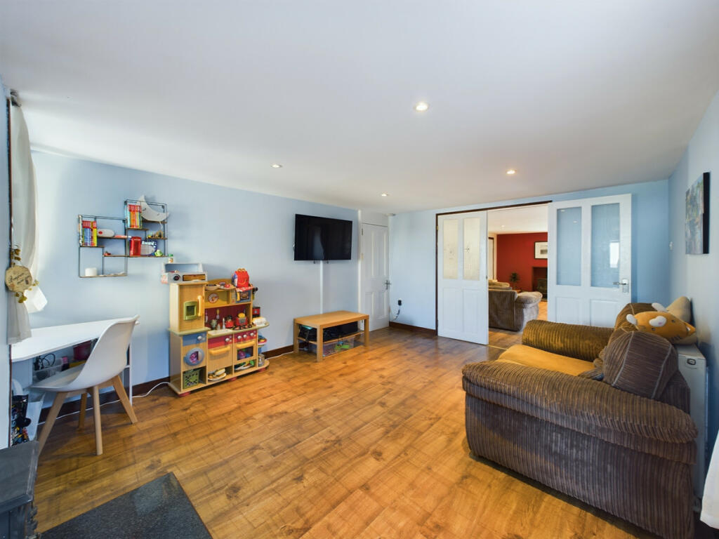 Additional image 8 of 11 Bridge Street, Boddam, Peterhead AB42 3NF