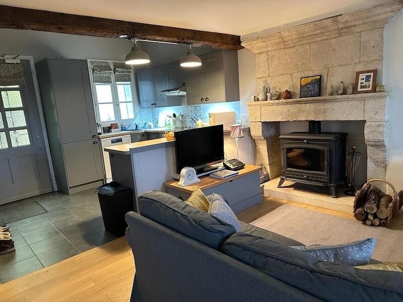 Additional image 2 of Aubeterre-sur-Dronne, Charente, Poitou-Charentes, France