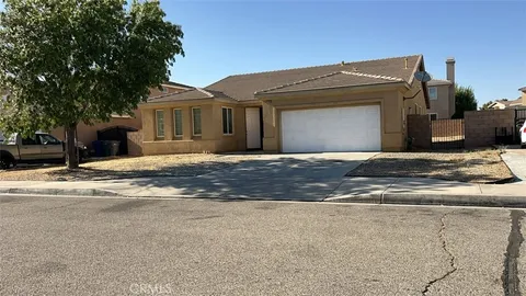 2753 E Norberry Street, Lancaster, CA 93535