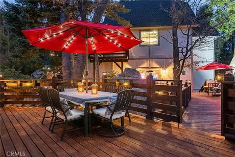 915 Trinity Drive, Lake Arrowhead, CA 92352