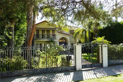 4754 Los Feliz Boulevard, Los Angeles, CA 90027