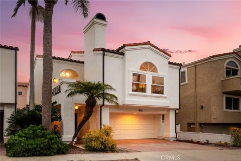 618 3rd Street, Hermosa Beach, CA 90254