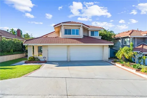 8109 Kennedy Road E, Anaheim Hills, CA 92808