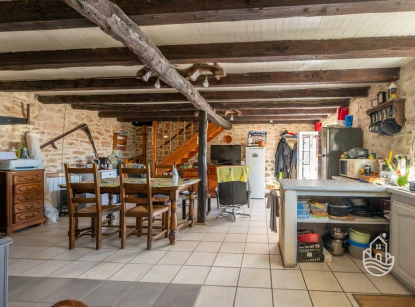 Primary image of Gourdon, Midi-Pyrenees, 46300, France