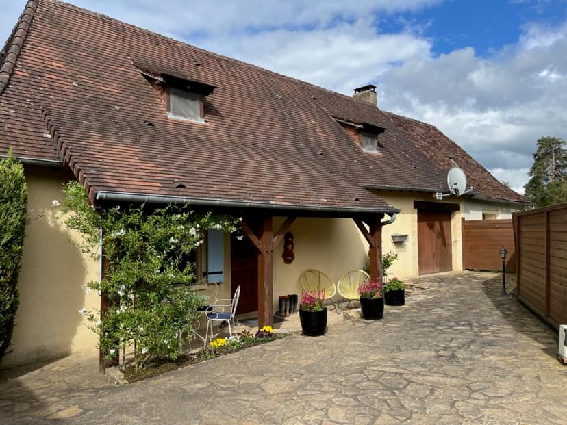 Additional image 2 of 24270 lanouaille, France
