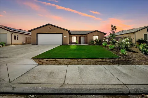 627 Merengue Street, Bakersfield, CA 93306