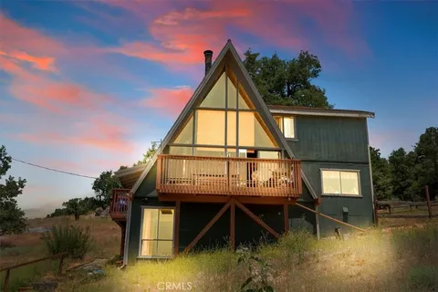 26120 Deertrail Drive, Tehachapi, CA 93561