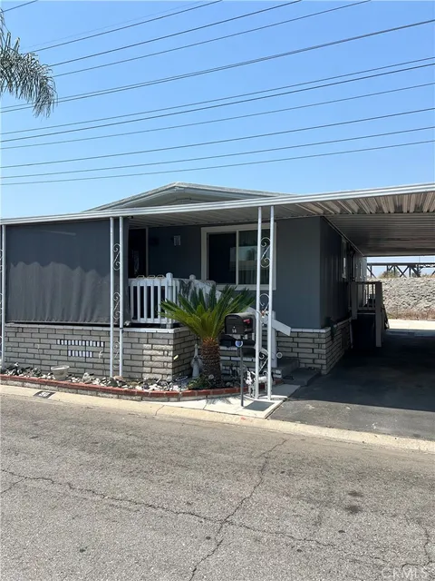 10001 W Frontage Road Unit 50, South Gate, CA 90280