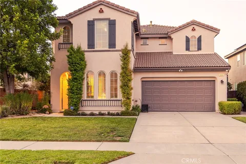 200 Blue Jay Lane, Redlands, CA 92374
