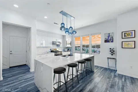 53 Promesa Avenue, Rancho Mission Viejo, CA 92694