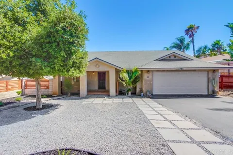 873 Linda Lane, San Marcos, CA 92069