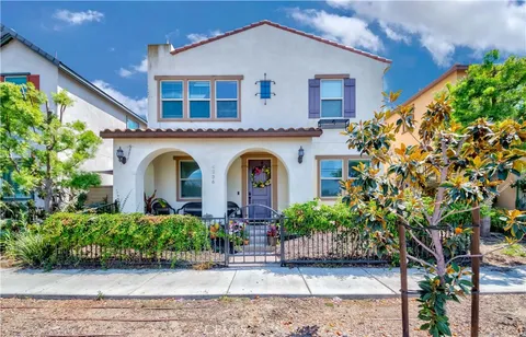 4236 W 5th Street, Santa Ana, CA 92703