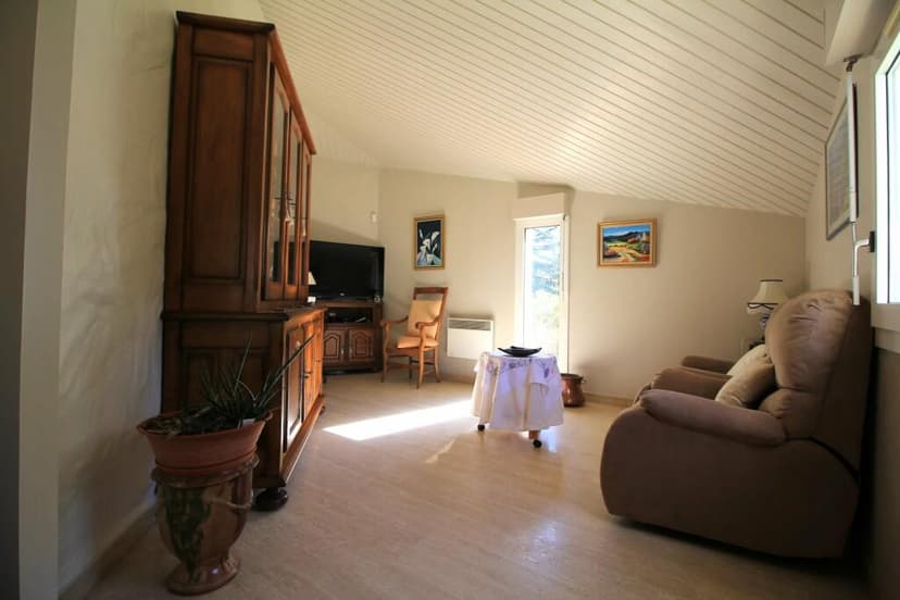 Additional image 2 of Midi-Pyrénées, Lot, Espère, France