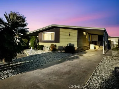 18601 Newland Street Unit 12, Huntington Beach, CA 92646