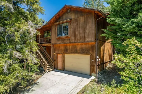 1808 Poplar Way, Pine Mountain Club, CA 93225