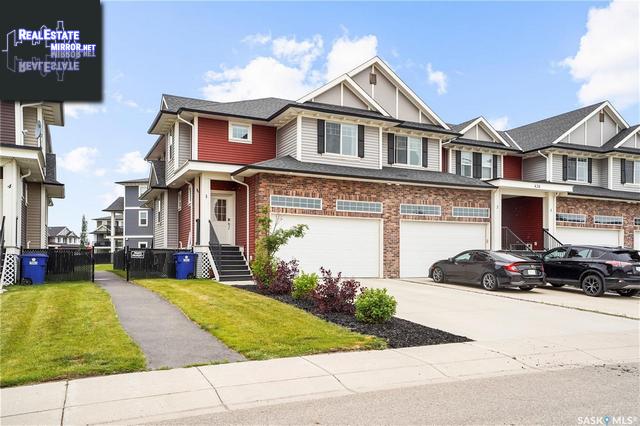 1 428 Snead Crescent, Warman, Saskatchewan, S0K4S1, Canada