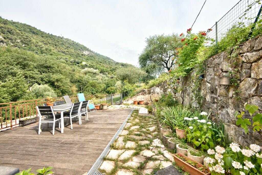 Tourrette-Levens, Alpes-Maritimes, Provence-Alps-Cote d`Azur, France
