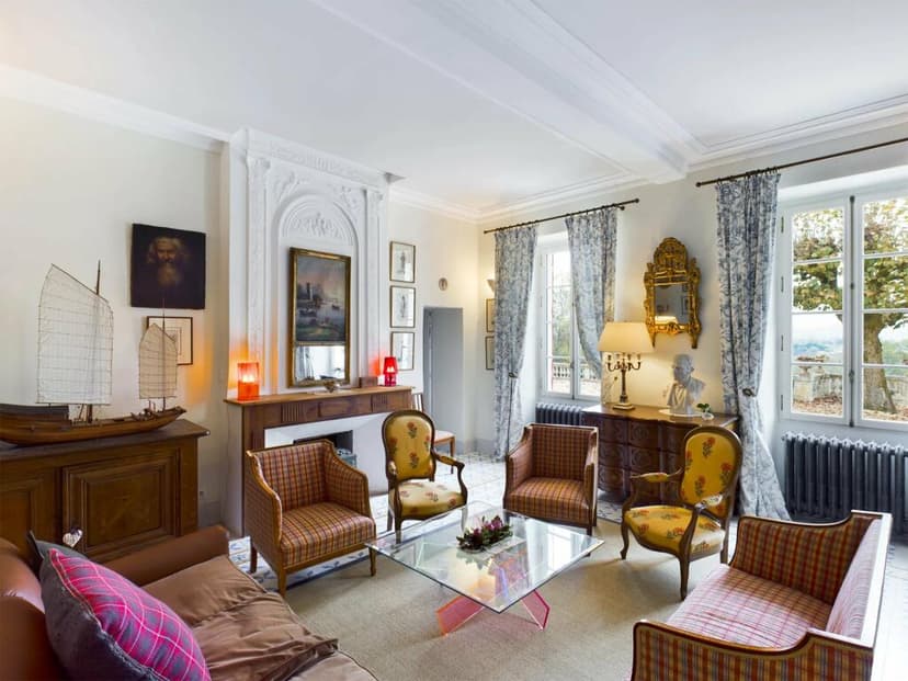 Additional image 3 of Aquitaine, Lot-et-Garonne, Villeneuve-sur-Lot, France