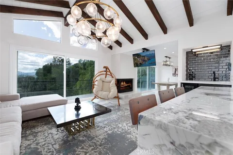 9318 Chaparral Road, Canoga Park, CA 91304