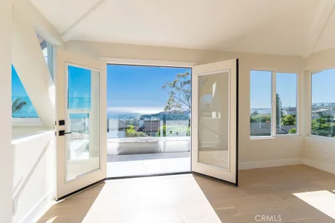 2850 Zell Drive, Laguna Beach, CA 92651