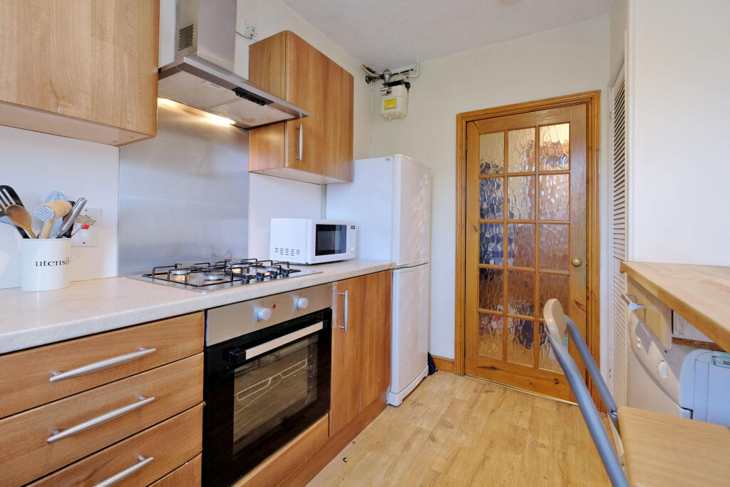 Additional image 5 of Attic Floor Right, 646 Holburn Street, Aberdeen, Aberdeenshire
