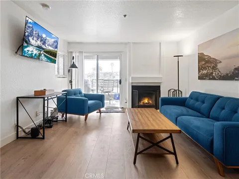 310 Lake Street Unit 116, Huntington Beach, CA 92648