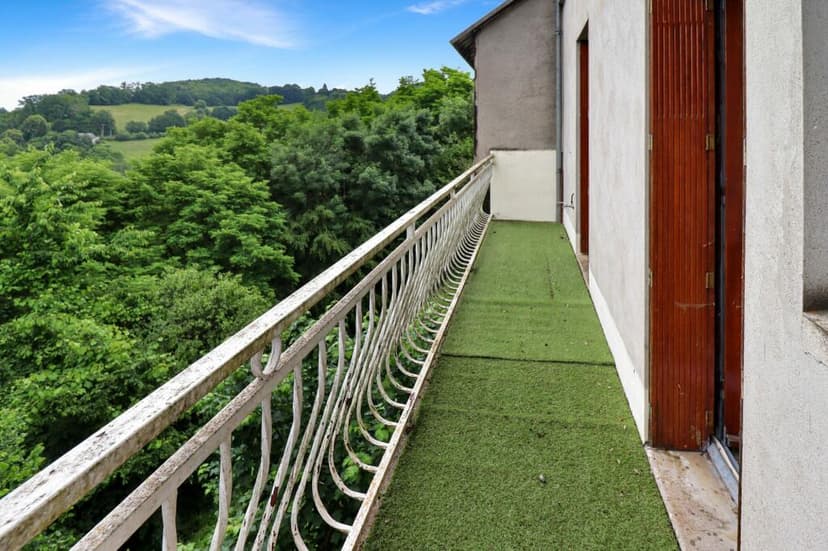 Additional image 2 of Limousin, Corrèze, Uzerche, France