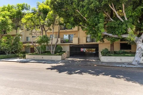 11044 Acama Street Unit 202, Studio City, CA 91602