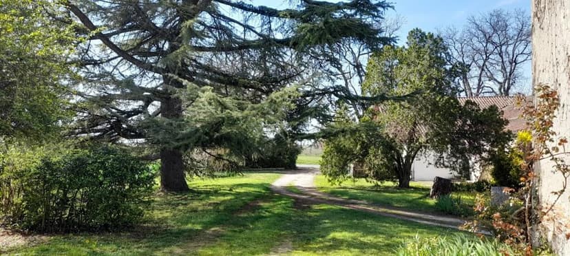 Additional image 2 of Aquitaine, Lot-et-Garonne, Villeneuve-sur-Lot, France