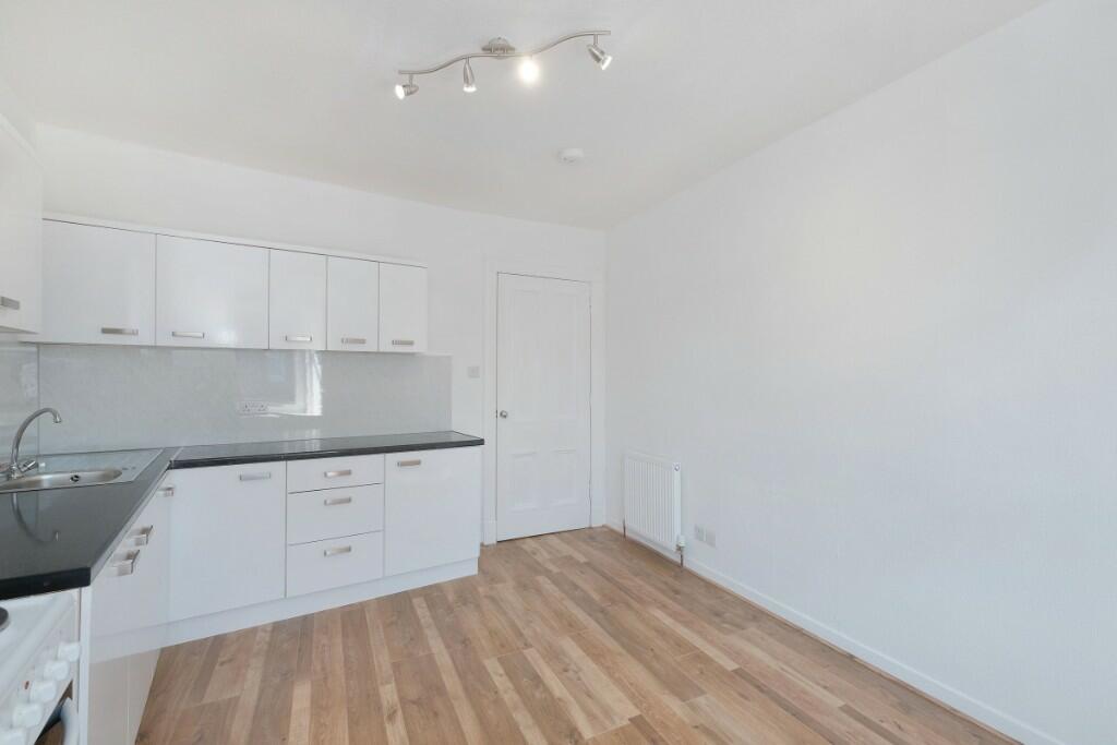 Additional image 4 of Victoria Road, Aberdeen, Aberdeenshire, AB11