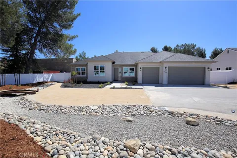 2050 Prospect Ave, Paso Robles, CA 93446