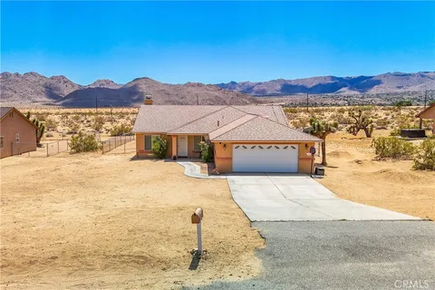 62327 Crestview Drive, Joshua Tree, CA 92252