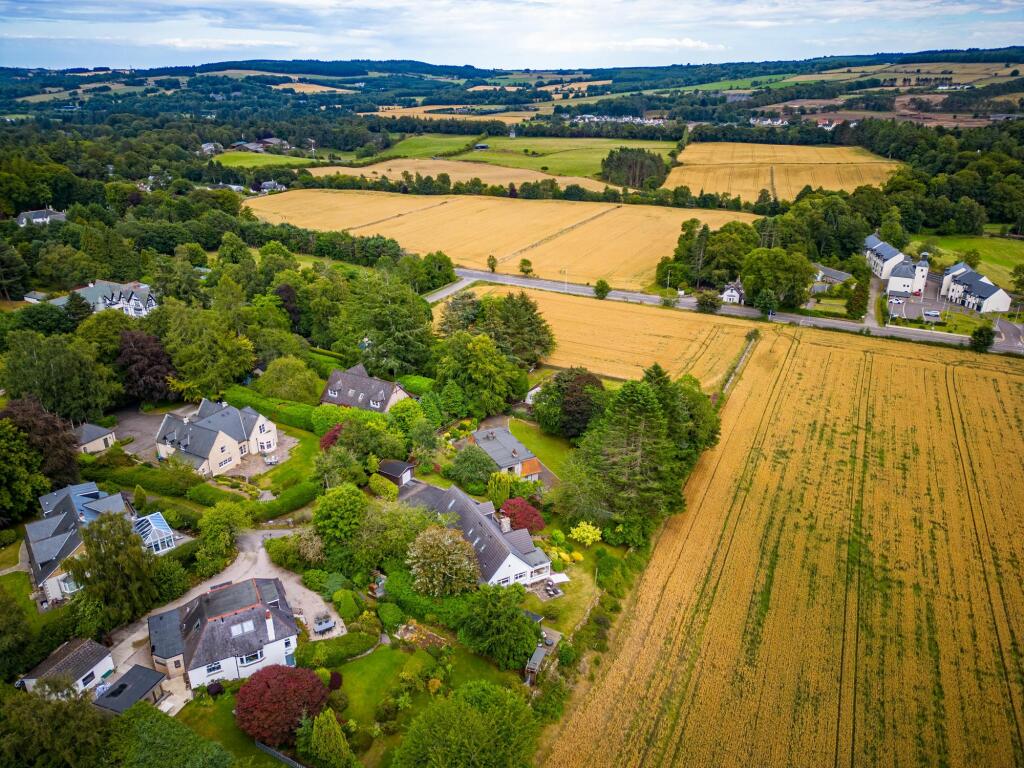 Additional image 54 of Hillhead Road, Bieldside, AB15