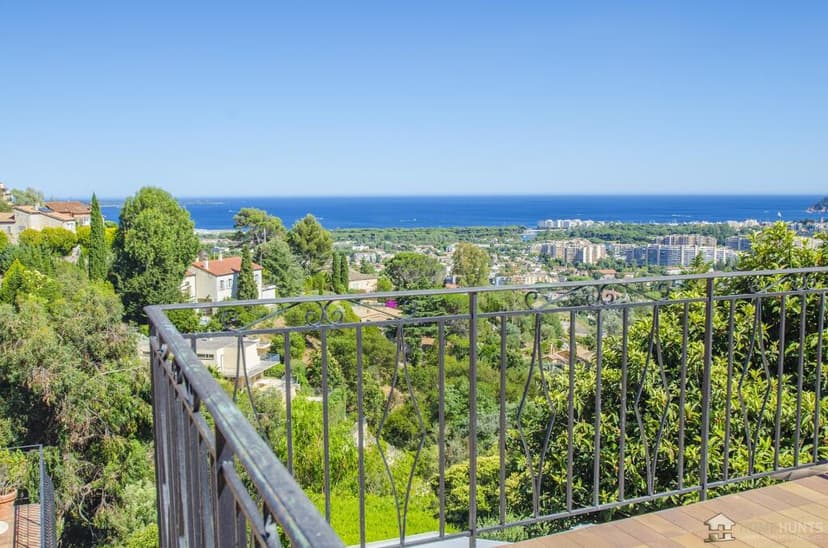 Additional image 2 of Provence-Alps-Cote d`Azur, Alpes-Maritimes, Mandelieu-la-Napoule, France