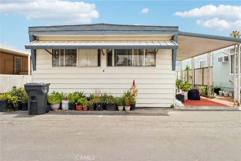 3929 W 5th St Unit 4, Santa Ana, CA 92703