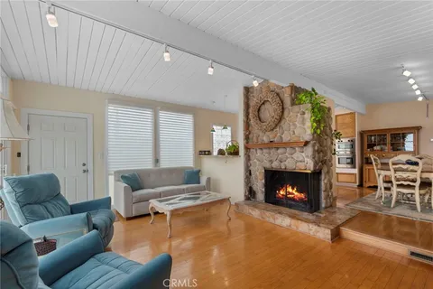1012 Prospect Avenue, Hermosa Beach, CA 90254
