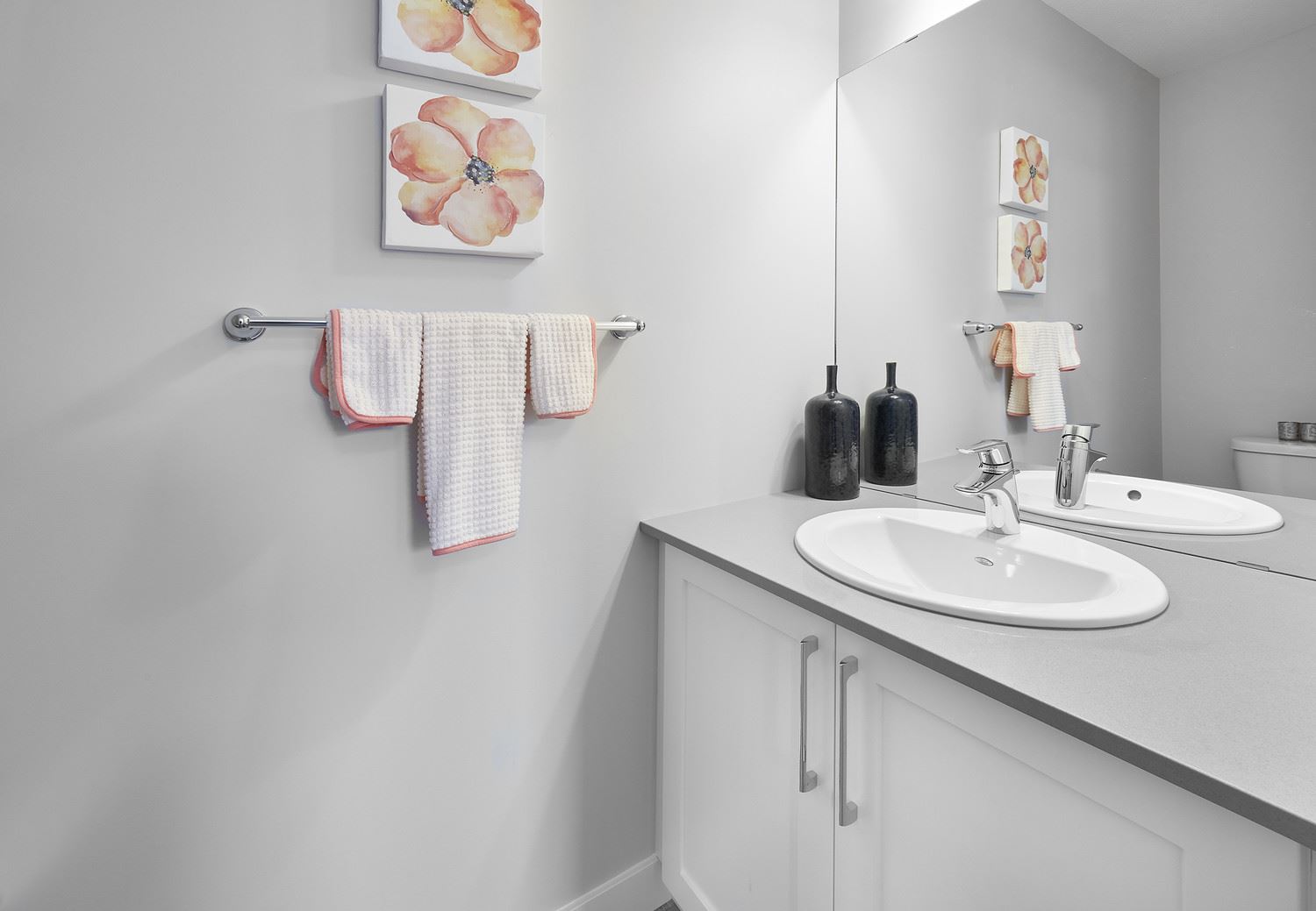 Additional image 14 of Kinglet by Big Lake